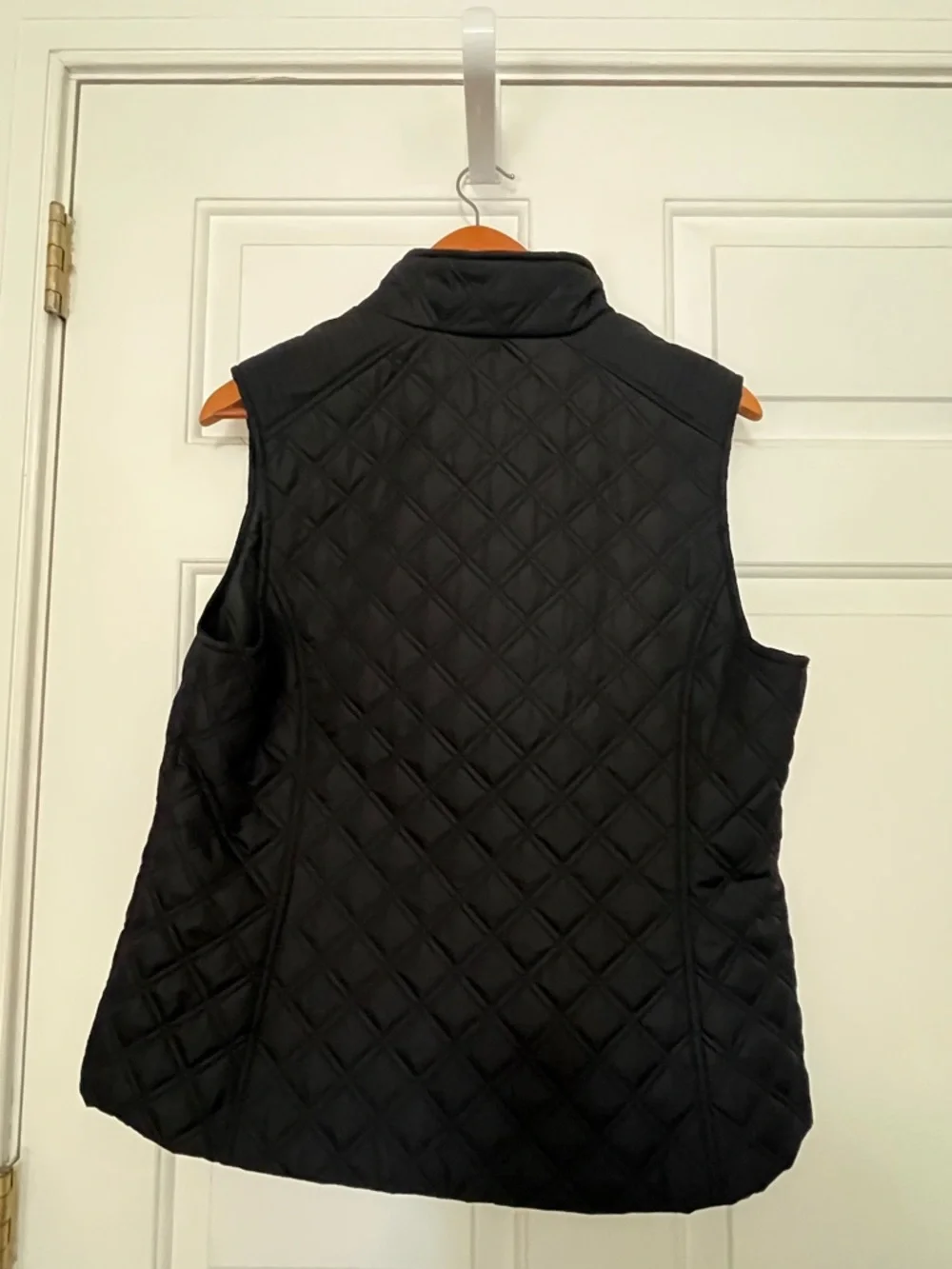 Marc New York Quilted Black Sleeveless Poly Vest with Gold Zippers pockets L - Picture 9 of 9